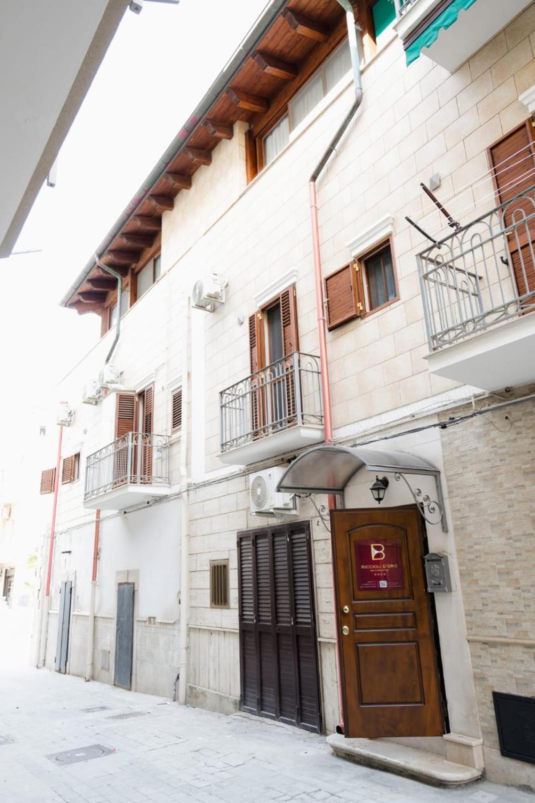 B&B Riccioli D'Oro Маргерита-ді-Савоя Екстер'єр фото